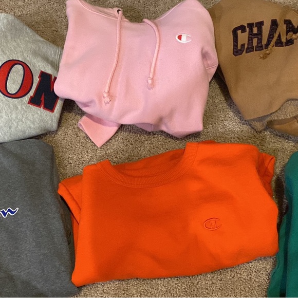 Champion Cropped Hoodie - Picture 1 of 2